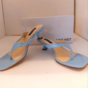 Thong kitten heel sandals